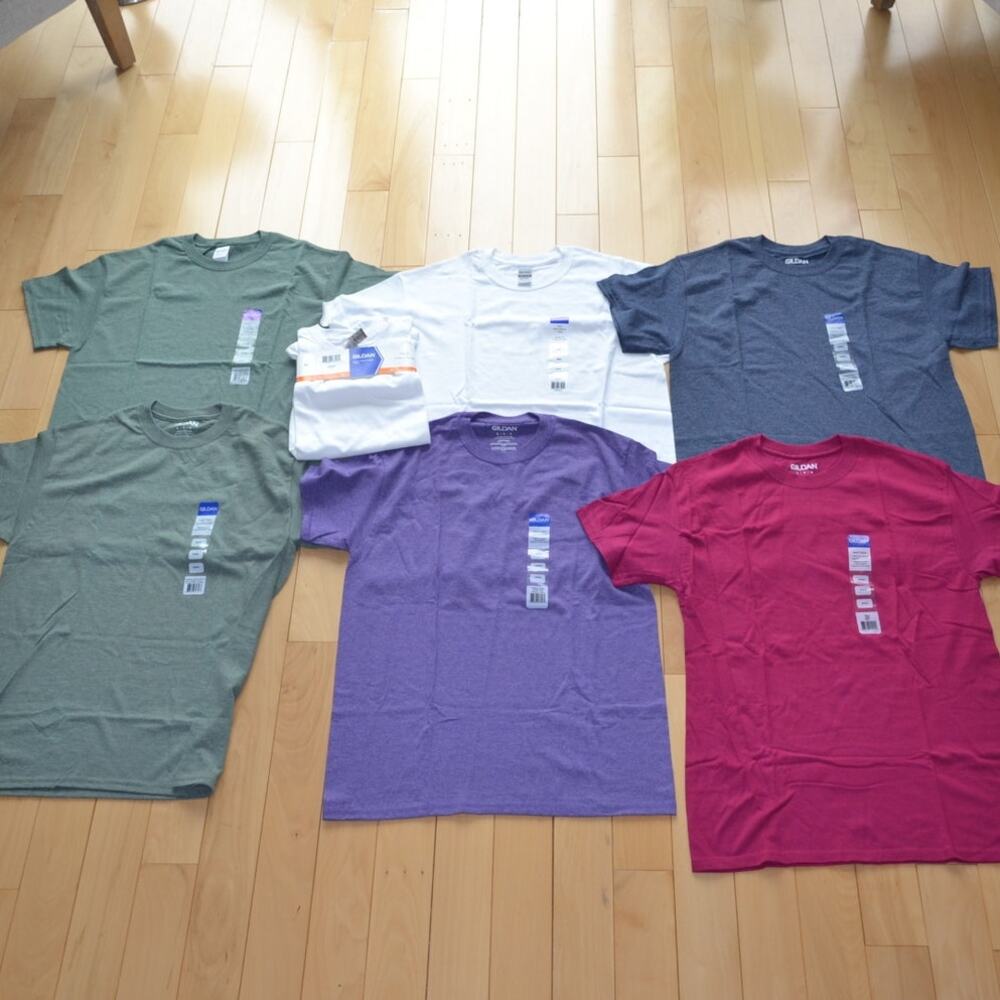 NWT Gildan Short Sleeve Tee T-Shirt Lot Bundle Size Medium